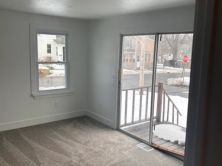 35 Mariah St — Photo 8