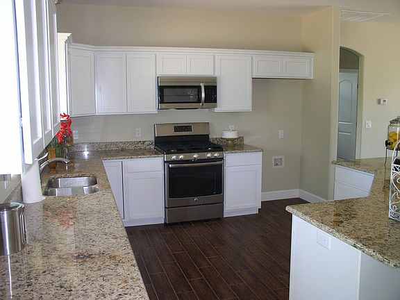 3rd image of 1251 S Verde Dr