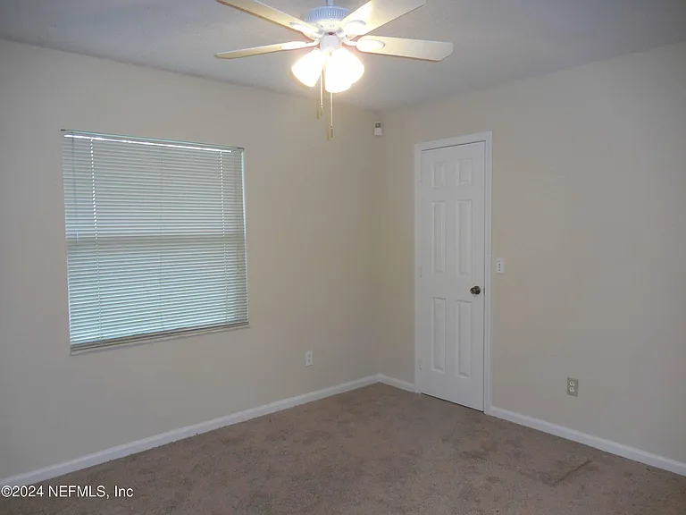 2942 Rockford Falls Dr N — Photo 11