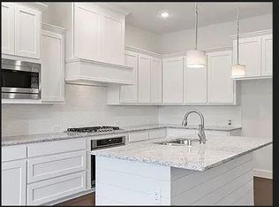 257 Harbor Hills Dr, Flower Mound, TX 75028