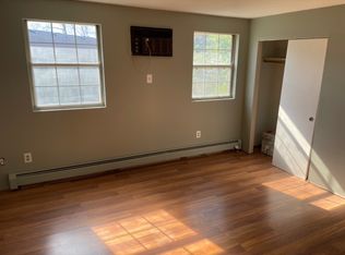 945 Riverside Dr APT 9C, Methuen, MA 01844