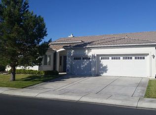 11136 Dandelion Ln, Apple Valley, CA 92308