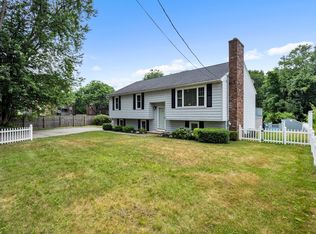 42 Melbourne Rd, Worcester, MA 01607