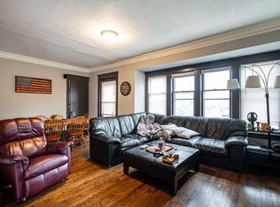 1829 E Kenwood Blvd, Milwaukee, WI 53211