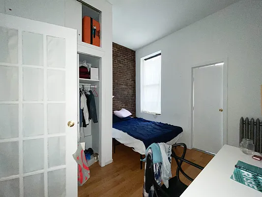 Rented by Compass | media 27