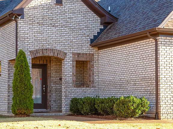 3rd image of 186 Annapolis Bend Cir