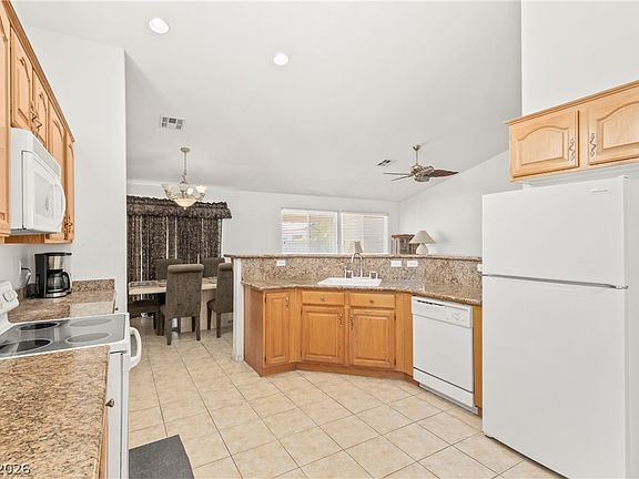 5th image of 5832 Orchid Jungle Ln