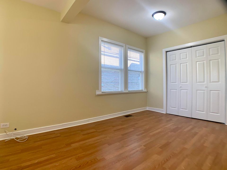 1st image of 2615 N Newcastle Ave