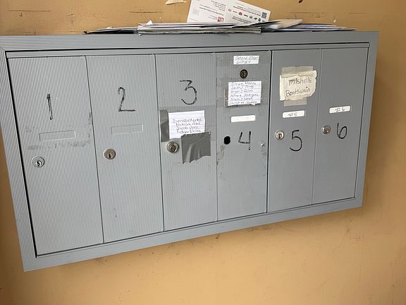 4th image of 136 George St #4