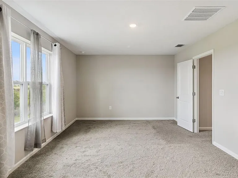 5580 Maddie Dr — Photo 25