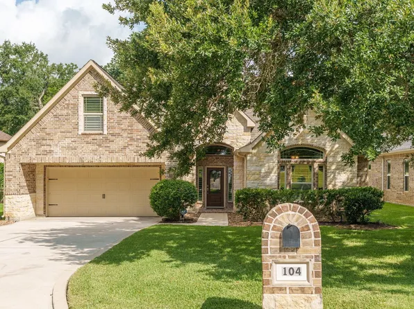 104 Lakeside Dr, Montgomery, TX 77356