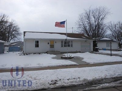 2nd image of 102 Wedgewood Dr