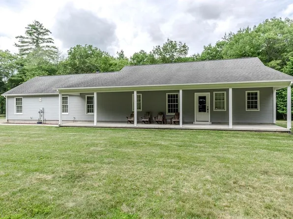 167 Cranberry Ridge Rd, Glocester, RI 02857