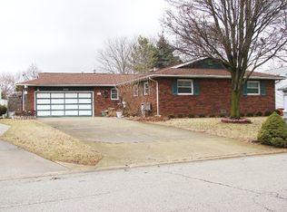 1019 Ruth Crane Dr, Rantoul, IL 61866