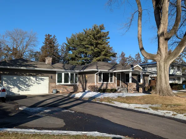 1314 E 98th St, Bloomington, MN 55425