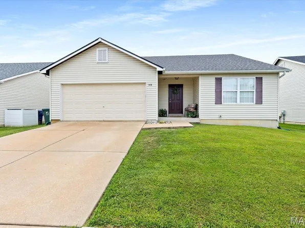 146 Tuscany Ln, Wentzville, MO 63385