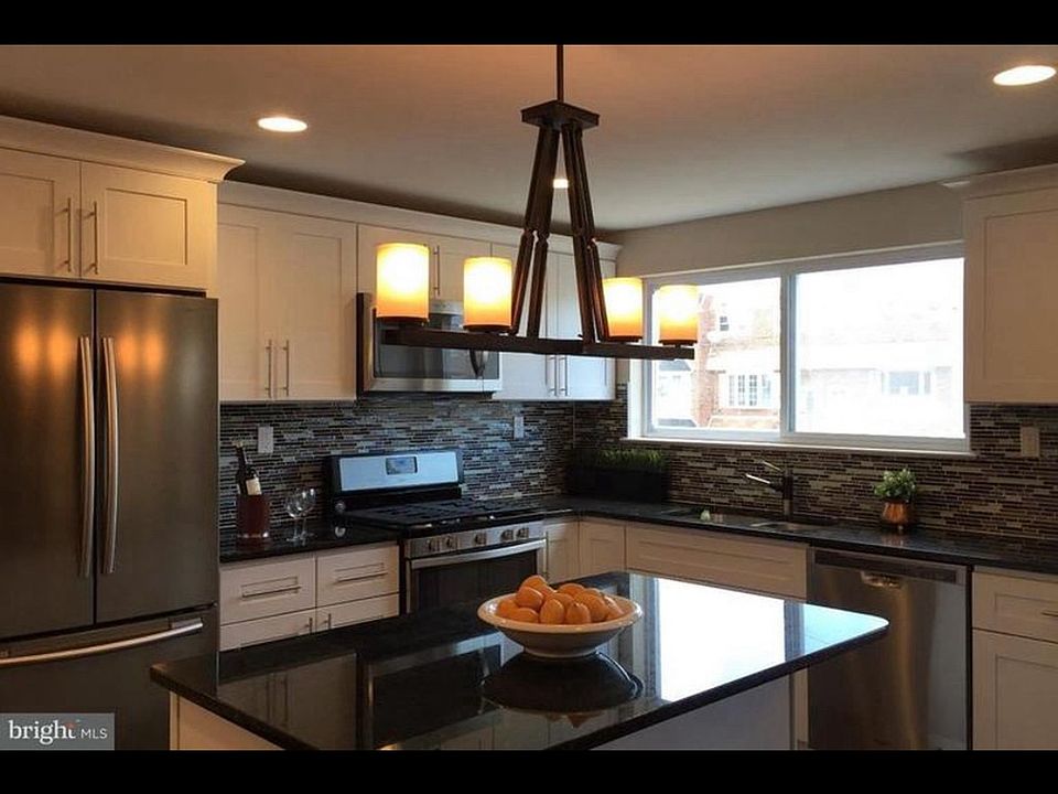 1st image of 12626 Biscayne Dr