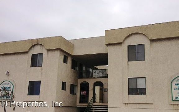 2nd image of 633 Broad Ave APT 11