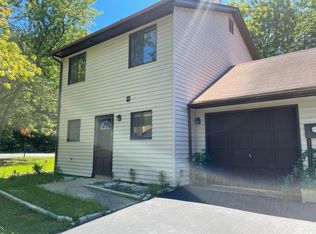 1 Stork Ln, Howell, NJ 07731