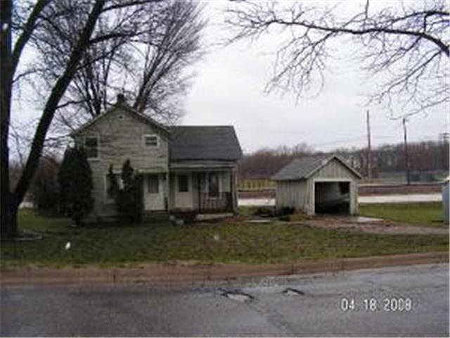 2nd image of 632 Linn Avenue SW