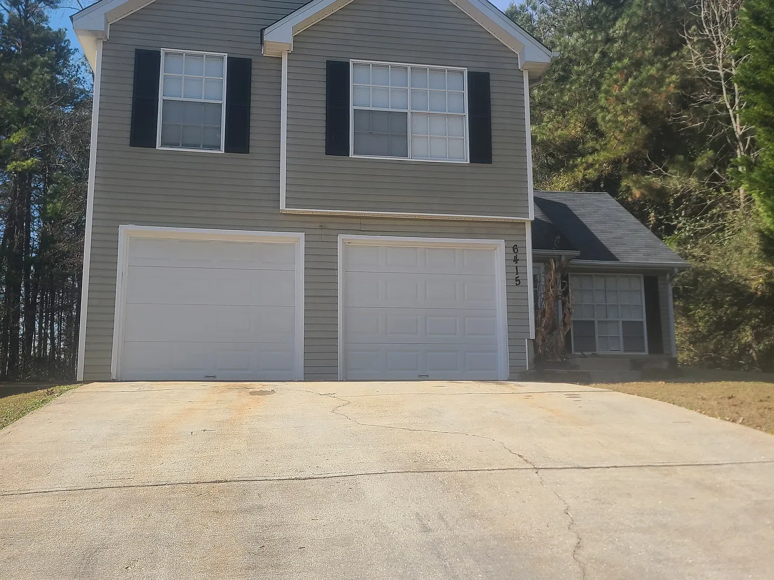 3 bed, 1837 sqft, $2,200 — Photo 1