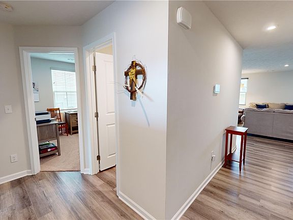 2nd image of 583 Cherrywood Ln