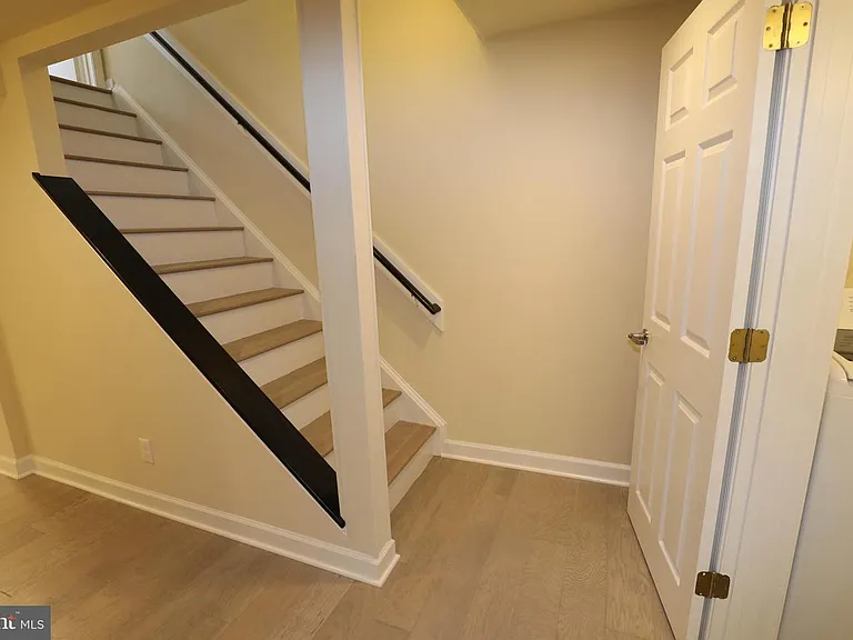 8006 Harbor Pl — Photo 24