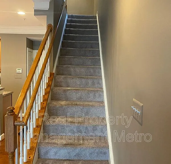 7305 Elkridge Crossing Way — Photo 20