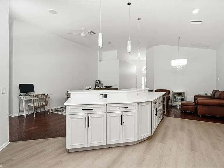 6988 Burnt Sienna Cir — Photo 18