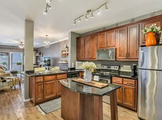 910 W 25th St #242, Austin, TX 78705