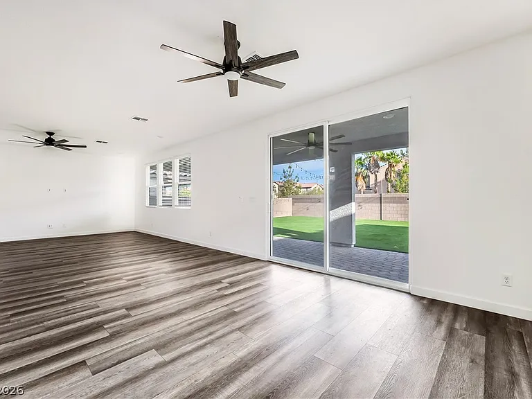 7547 Mojave Wind Ave — Photo 7