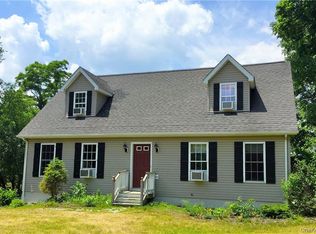 317 Bellvale Lakes Rd, Warwick, NY 10990