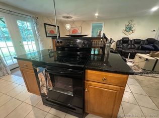 441 Toby Hill Rd, Westbrook, CT 06498