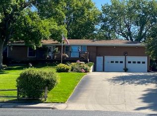 1312 W Capitol Ave, Pierre, SD 57501