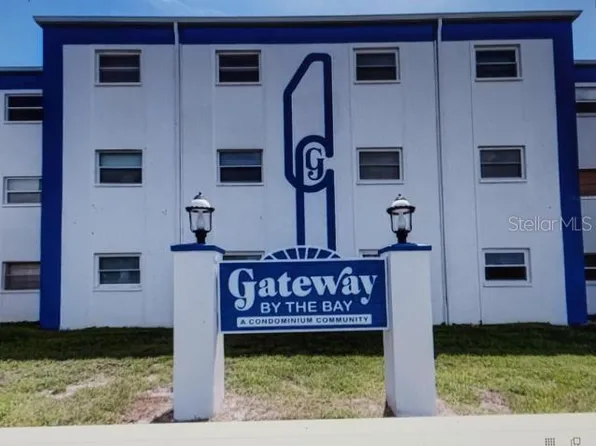 350 79th Ave N APT 314, Saint Petersburg, FL 33702