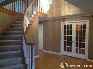 1792 Old Homestead Dr, Rochester Hills, MI 48306