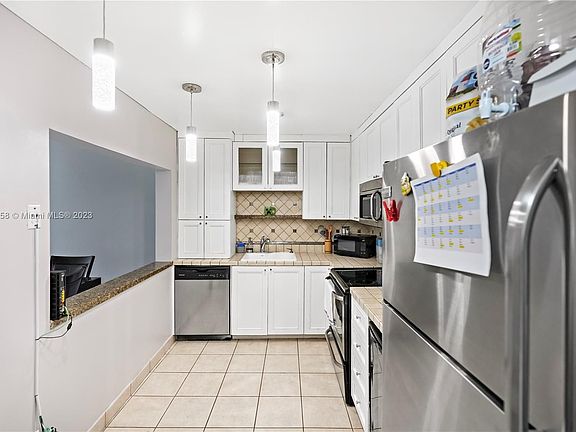 2nd image of 4273 NW 89th Ave APT 204