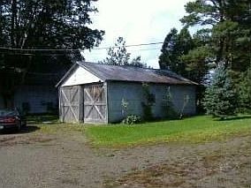 2nd image of 352 Central Ave N
