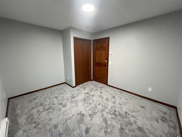 2 S Wickham Ct #1 — Photo 14
