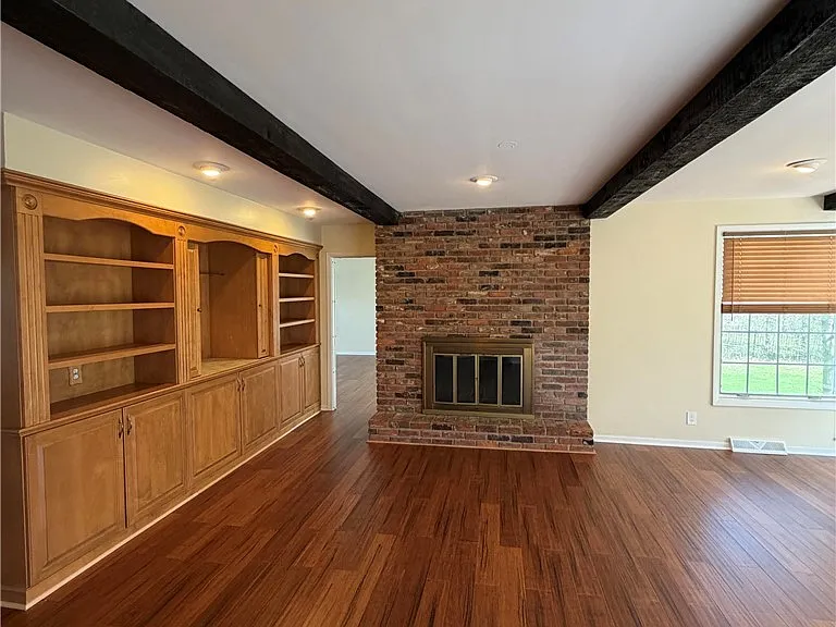 30800 Gates Mills Blvd — Photo 2