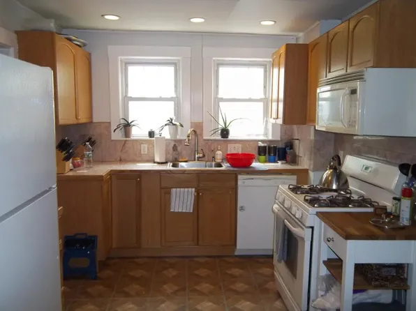 (undisclosed Address), Somerville, MA 02144