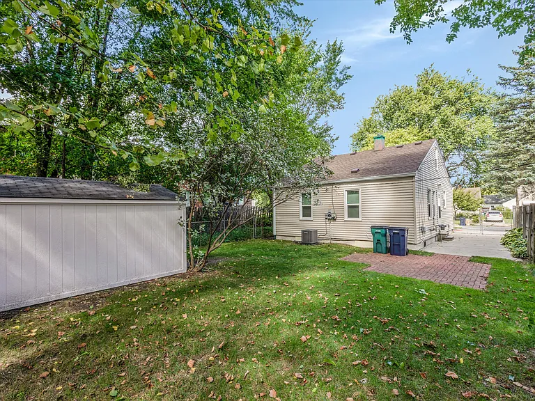 2200 Guthrie Ave — Photo 27