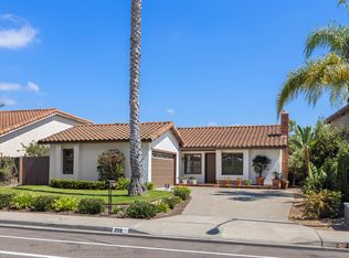 339 N Willowspring Dr, Encinitas, CA 92024