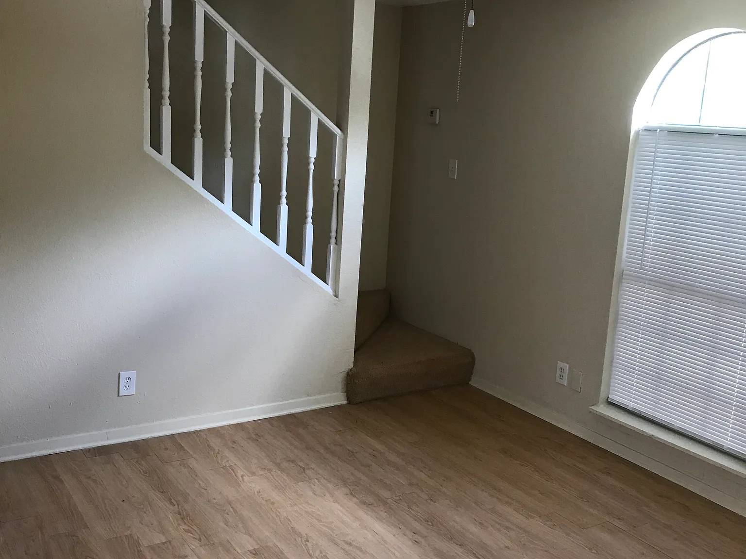 3 bed, 1376 sqft, $1,650 — Photo 4