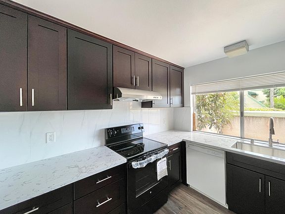 3rd image of 18524 Mayall St Unit A