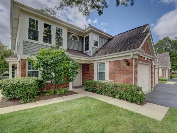 1232 S Wellington Ct S #1232, Buffalo Grove, IL 60089