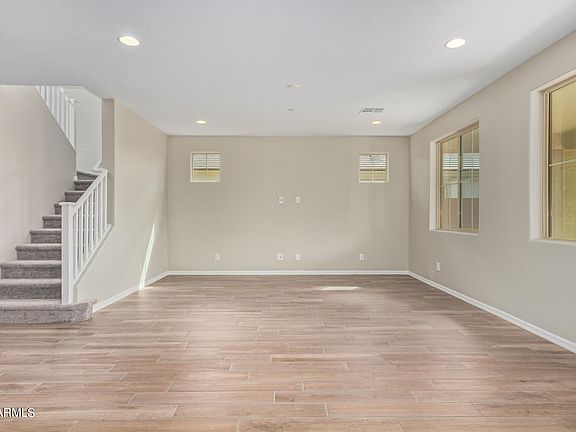 5th image of 32398 N 122ND Drive