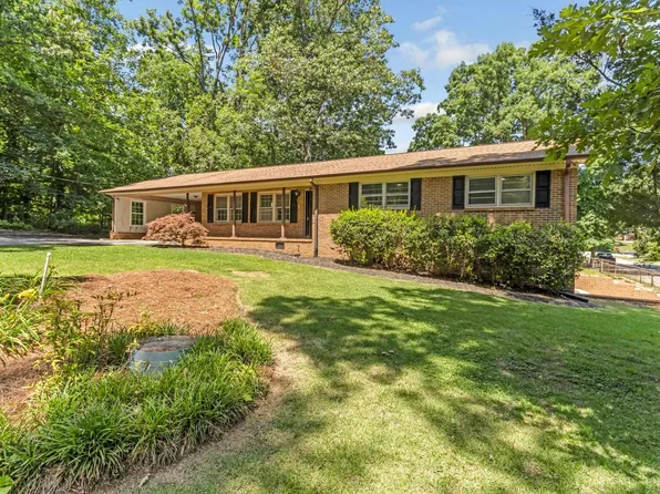 402 Woodley Rd, Spartanburg, SC 29306