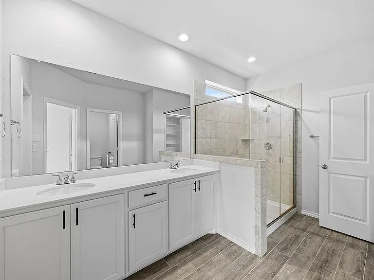 1024 Runnels Ln — Photo 22