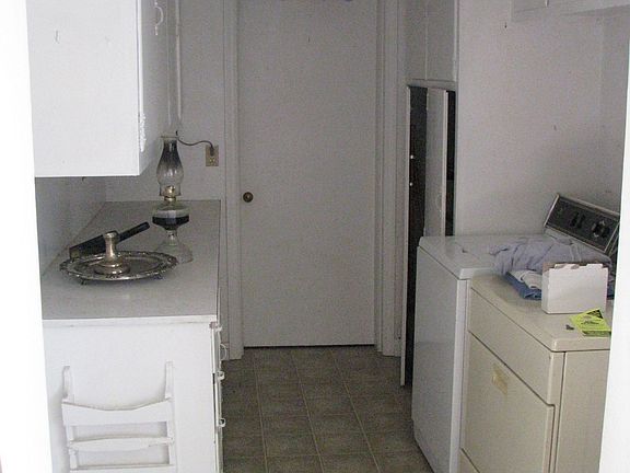 Laundry/Pantry